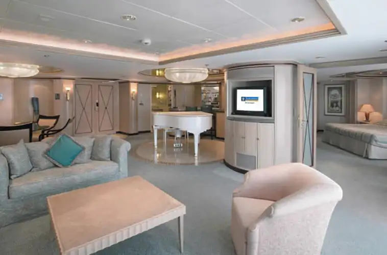 RS Suite Royale