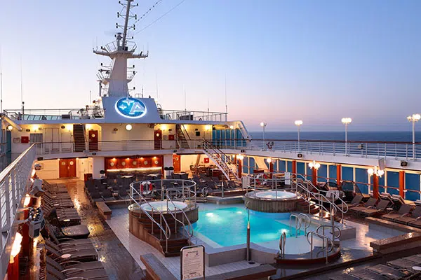 photo 2 Azamara Pursuit