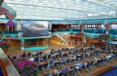 photo 5 Carnival Legend ®
