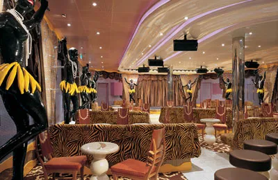 photo 8 Carnival Valor ®