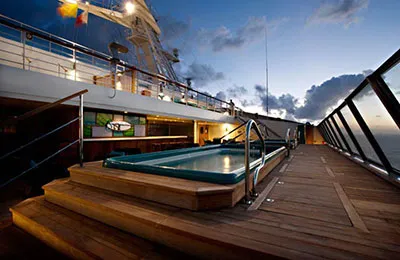 photo 5 Carnival Victory ®