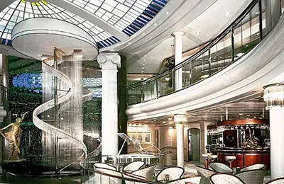 photo 2 Crystal Symphony