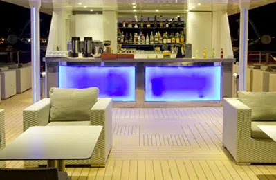photo 2 Megayacht Variety Voyager