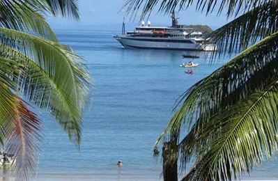 photo 5 Megayacht Variety Voyager