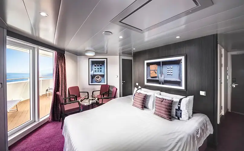 Suite Premium (pont bas) msc-crociere-msc-bellissima-suite-2021.webp