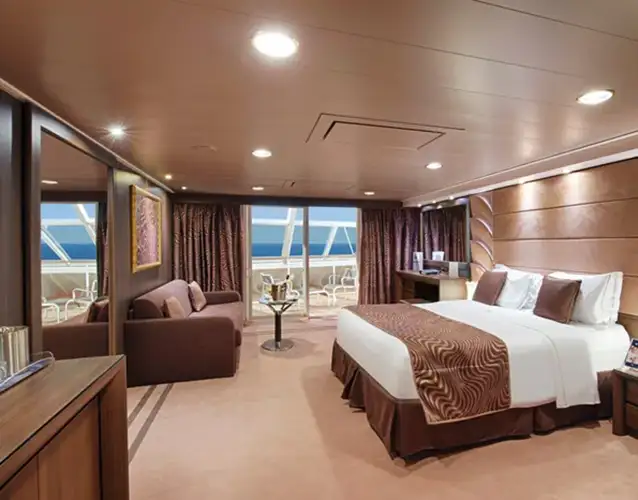 Yacht Club ( Suite Deluxe) msc-crociere-msc-divina-yc-2021.webp