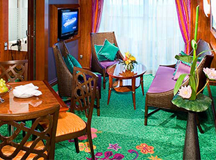 The Haven Owner's Suite large Balcony norwegian-cruise-line-norwegian-gem-h4-h5-sc-foto-01
