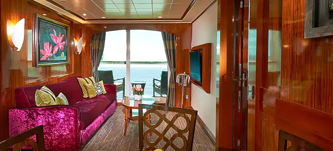 The haven courtyard penthouse with balcony norwegian-cruise-line-norwegian-gem-hf.webp