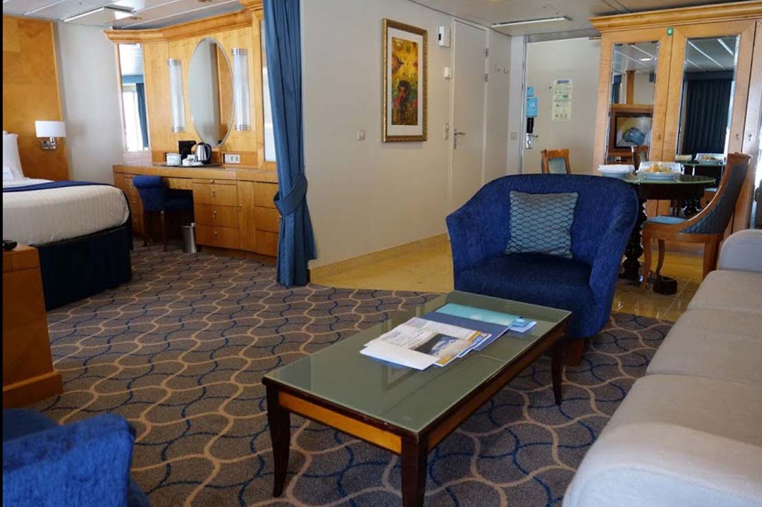 Suite de l'Armateur royal-caribbean-explorer-of-the-seas-os
