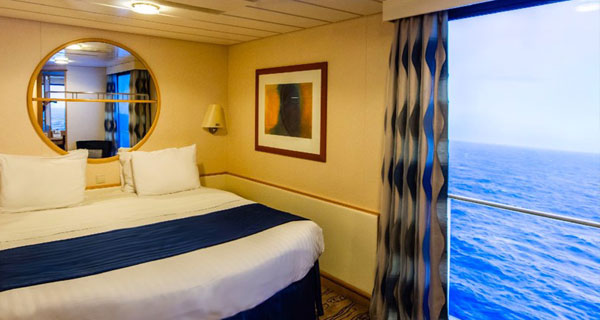 Interior Stateroom with Virtual Balcony royal-caribbean-wonder-of-the-seas-interna-balcone-virtuale