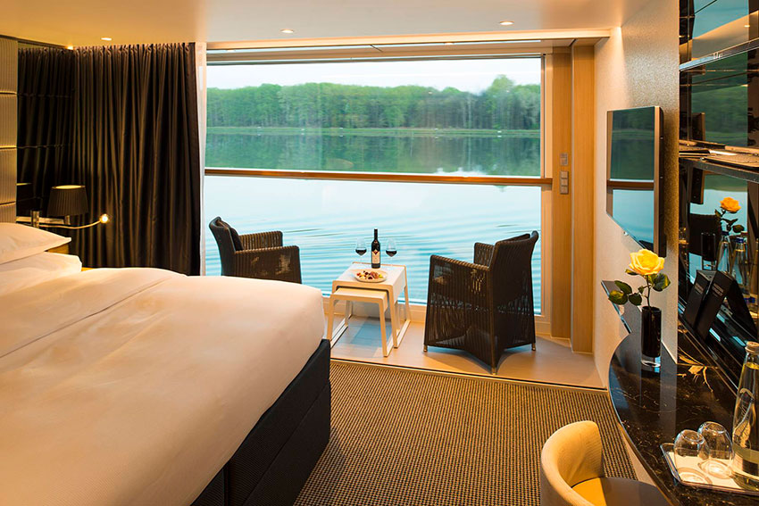 Deluxe Balcony Suite scenic-scenic-gem-private-deluxe-balcony-suite