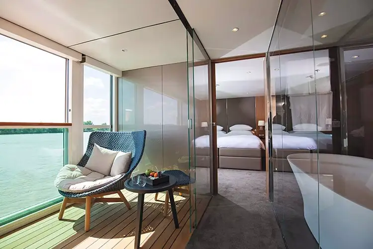 Royal Owner's Suite scenic-scenic-opal-ro.webp