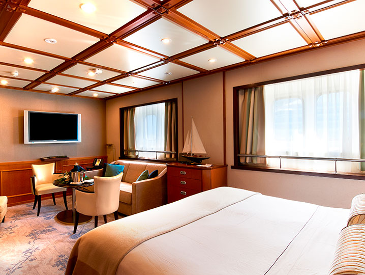 Officer's Suite windstar-cruises-wind-surf-of